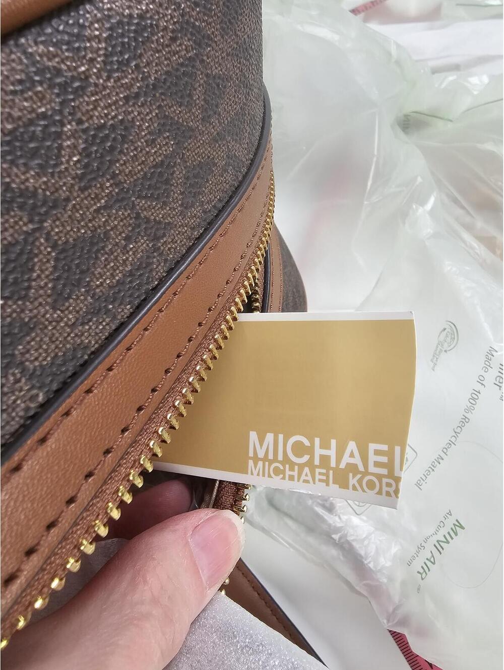 Michael Kors MK XL Weekender Bag NWT - Picture 8 of 14